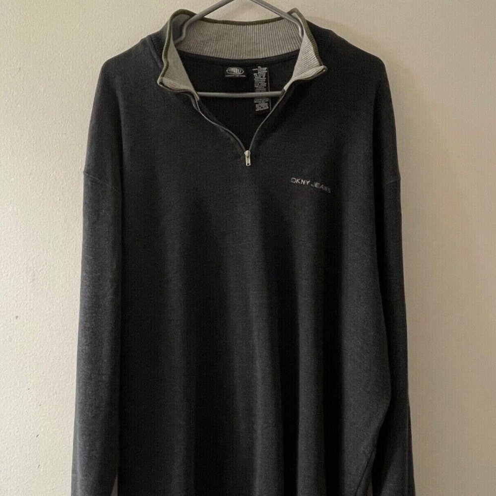 3/$30 Vintage DKNY Men Pullover Sweater Made in Northern Mariana Island